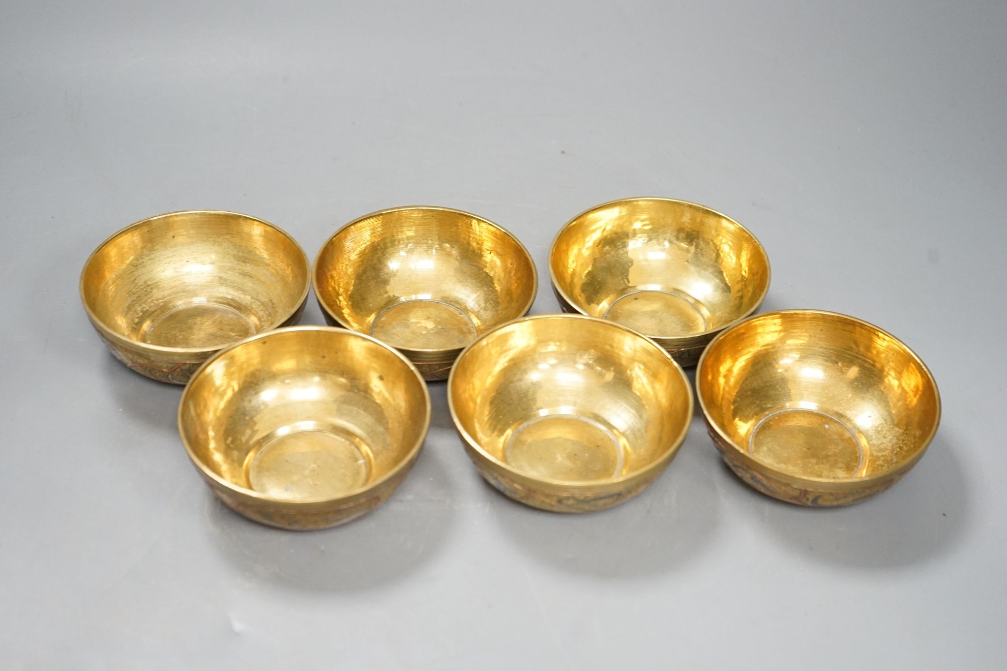 A set of six Cairo bowls, 10cm diameter